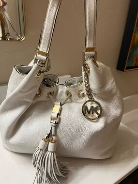 Michael Kors White Pebbled Leather Drawstring Shoulder Tote with Tassel